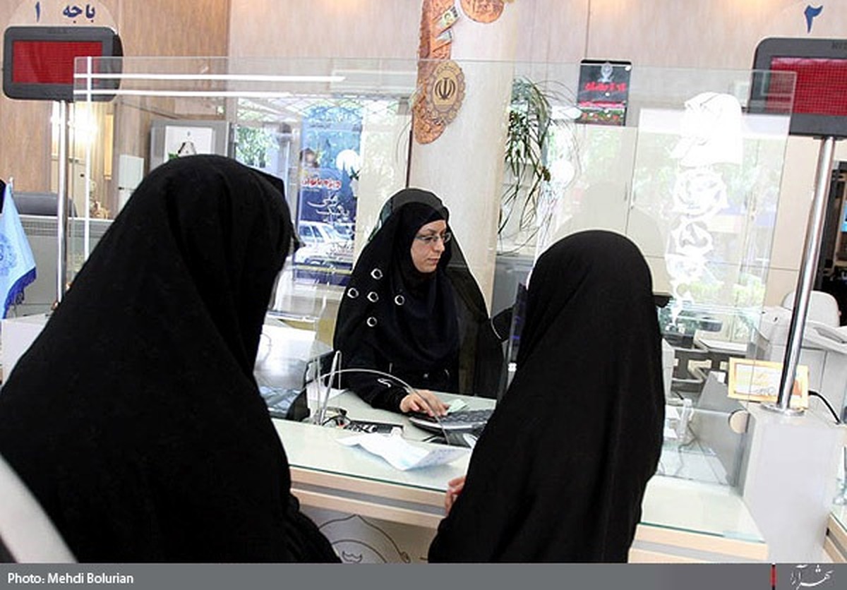 دبیر کانون کارگران بازنشسته تامین  اجتماعی خراسان  رضوی گفت: با توجه به مشکلات معیشتی بازنشستگان، پیشنهاد تاسیس صندوق وام بازنشستگان در خراسان رضوی را داده‌ایم. اگر مجوزات قانونی را برای این منظور دریافت کنیم، حتما نسبت به تاسیس این صندوق قرض‌الحسنه اقدام خواهیم کرد.