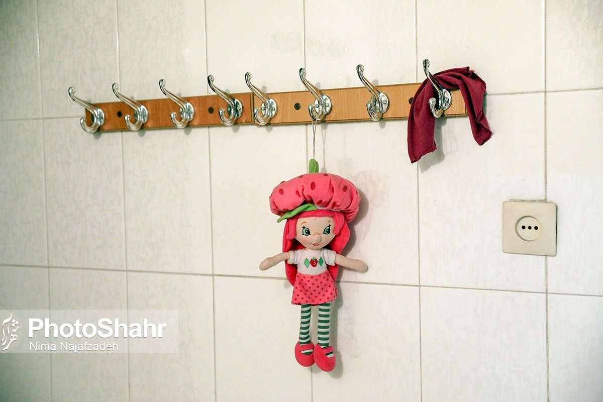 نیره عابدین زاده، معاون دادستان مشهد، از لزوم اجرای مداوم طرح «بهسرا» و تحویل دادن کودکان به خانواده جایگزین می‌گوید.