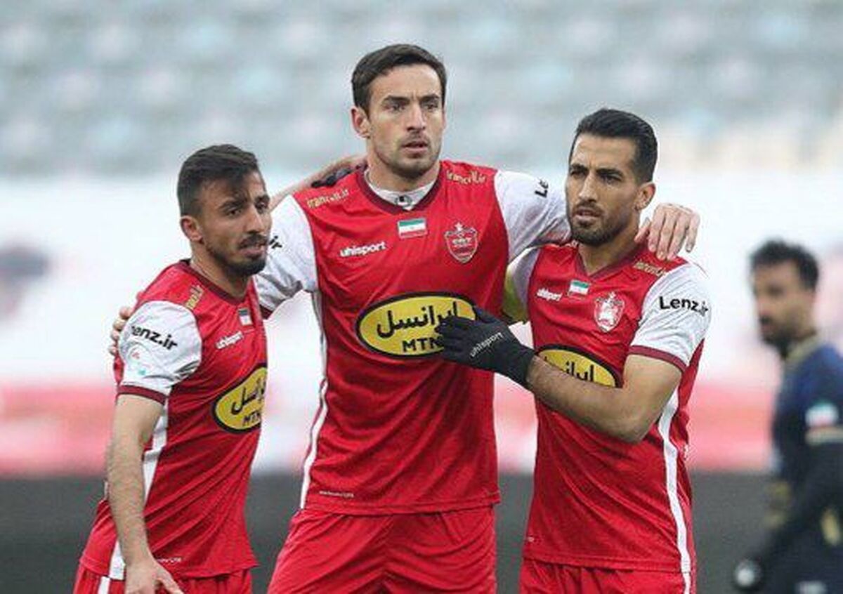 باشگاه پرسپولیس به زودی با دو بازیکن خود تمدید خواهد کرد.