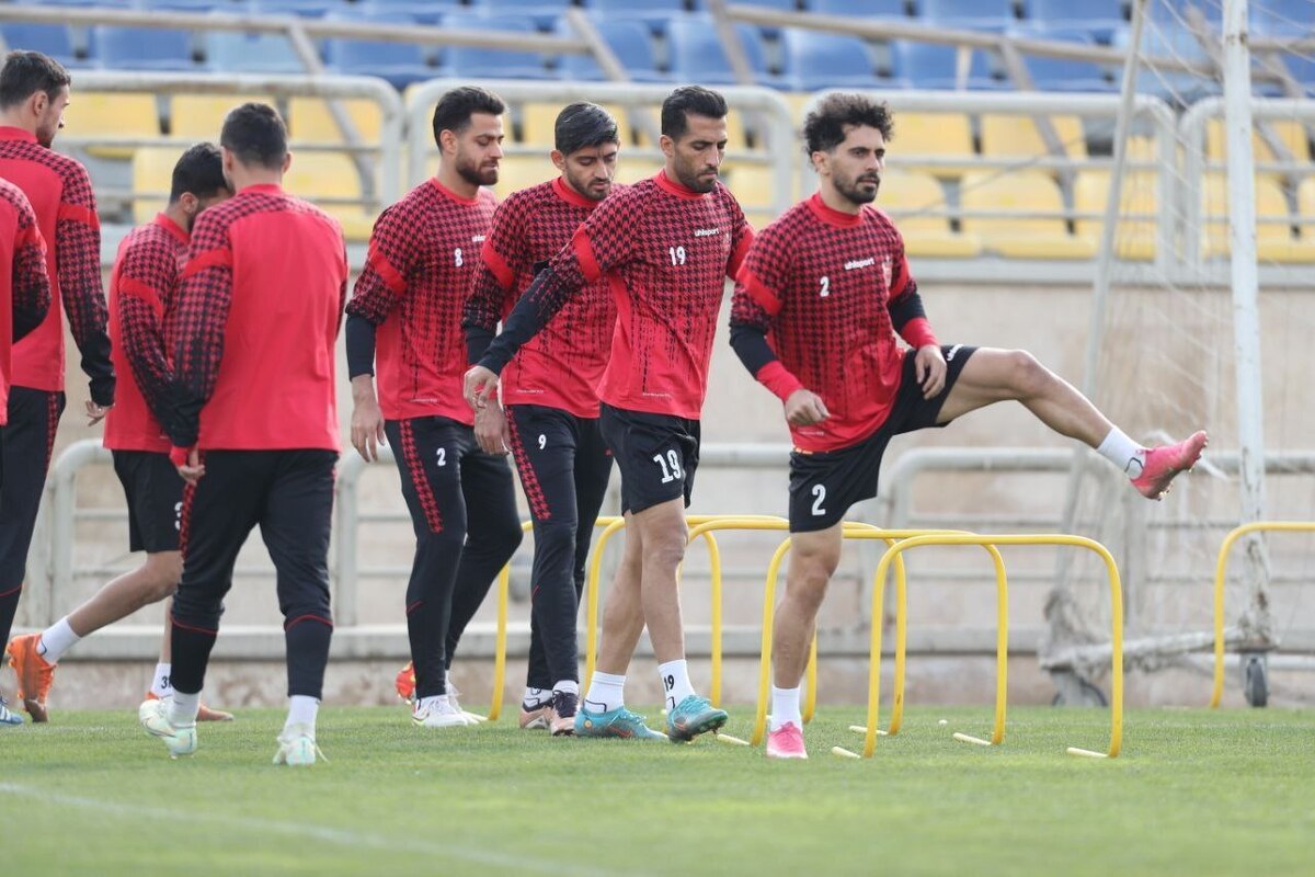 تمرین تیم فوتبال پرسپولیس بعد از چند روز تاخیر از امروز آغاز می‌شود.