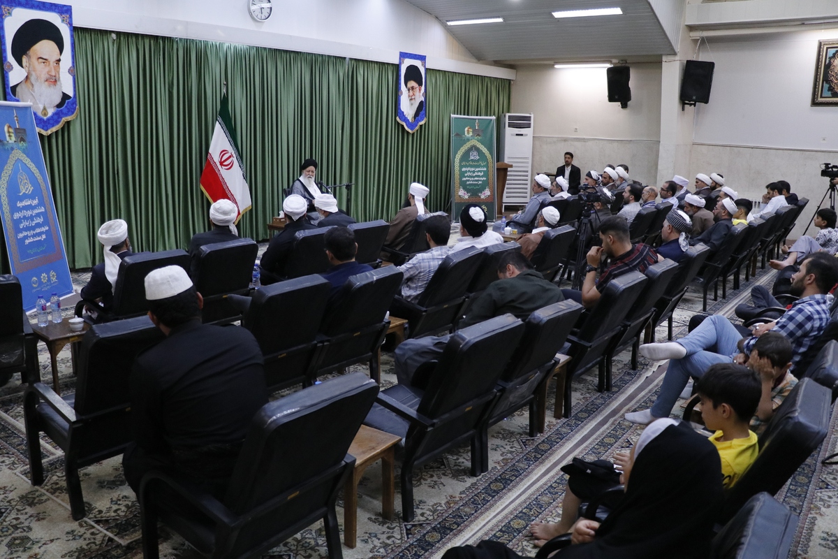نماینده ولی‌فقیه در استان خراسان رضوی گفت: امروز هر مسلمانی که خدا را قبول دارد، به پیامبر(ص) ایمان آورده و رو به قبله واحد نماز می‌خواند، اگر بخواهد حامی رسول گرامی اسلام(ص) باشد، باید از جبهه انقلاب و سنگر نظام مقدس جمهوری اسلامی پشتیبانی کند.
