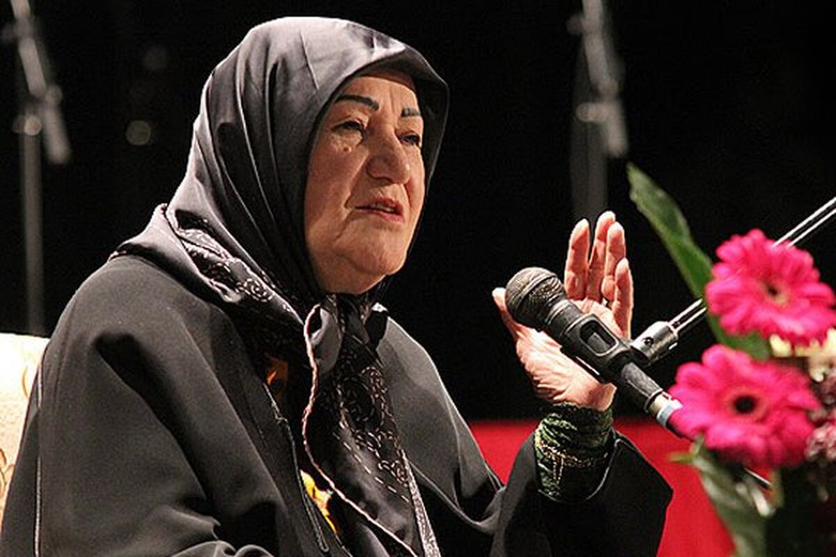 یادی از بانو مهدیه الهی قمشه ای، مولوی شناس و پژوهشگر حوزه ادبیات عرفانی، در سالروز درگذشتش | بانوی فضل و عرفان