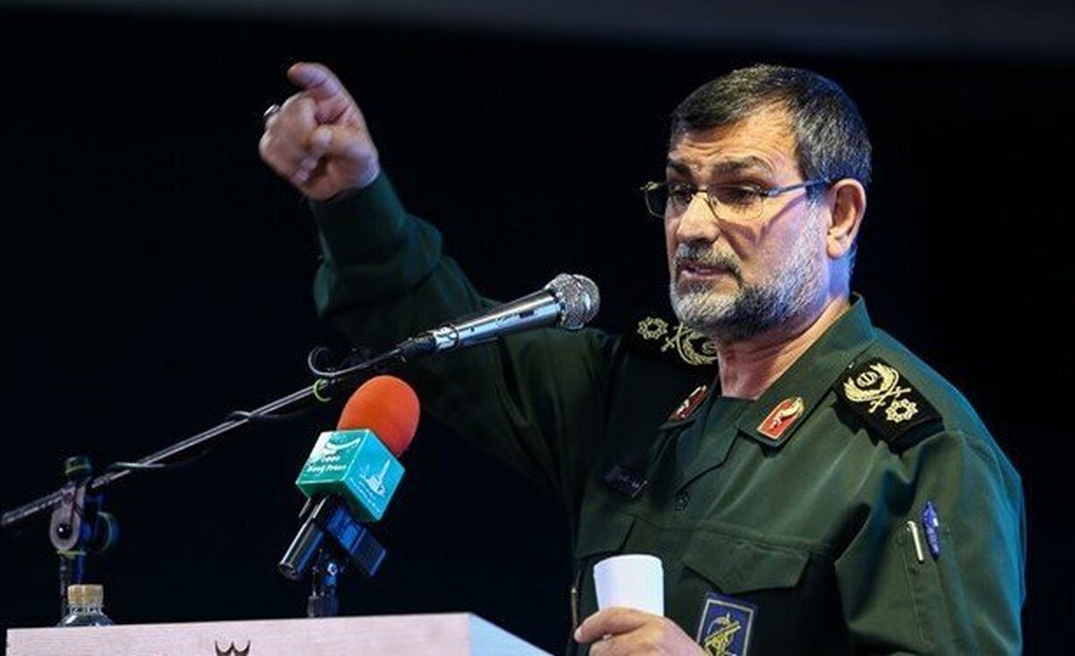 فرمانده نیروی دریایی سپاه پاسداران گفت: هر کشتی که بخواهد از تنگه هرمز عبور کند باید با زبان فارسی، ملیت، نوع محموله و مقصد خود را به ما اعلام کند و اگر این کار را انجام ندهد به طور قطع به سراغش می‌رویم.