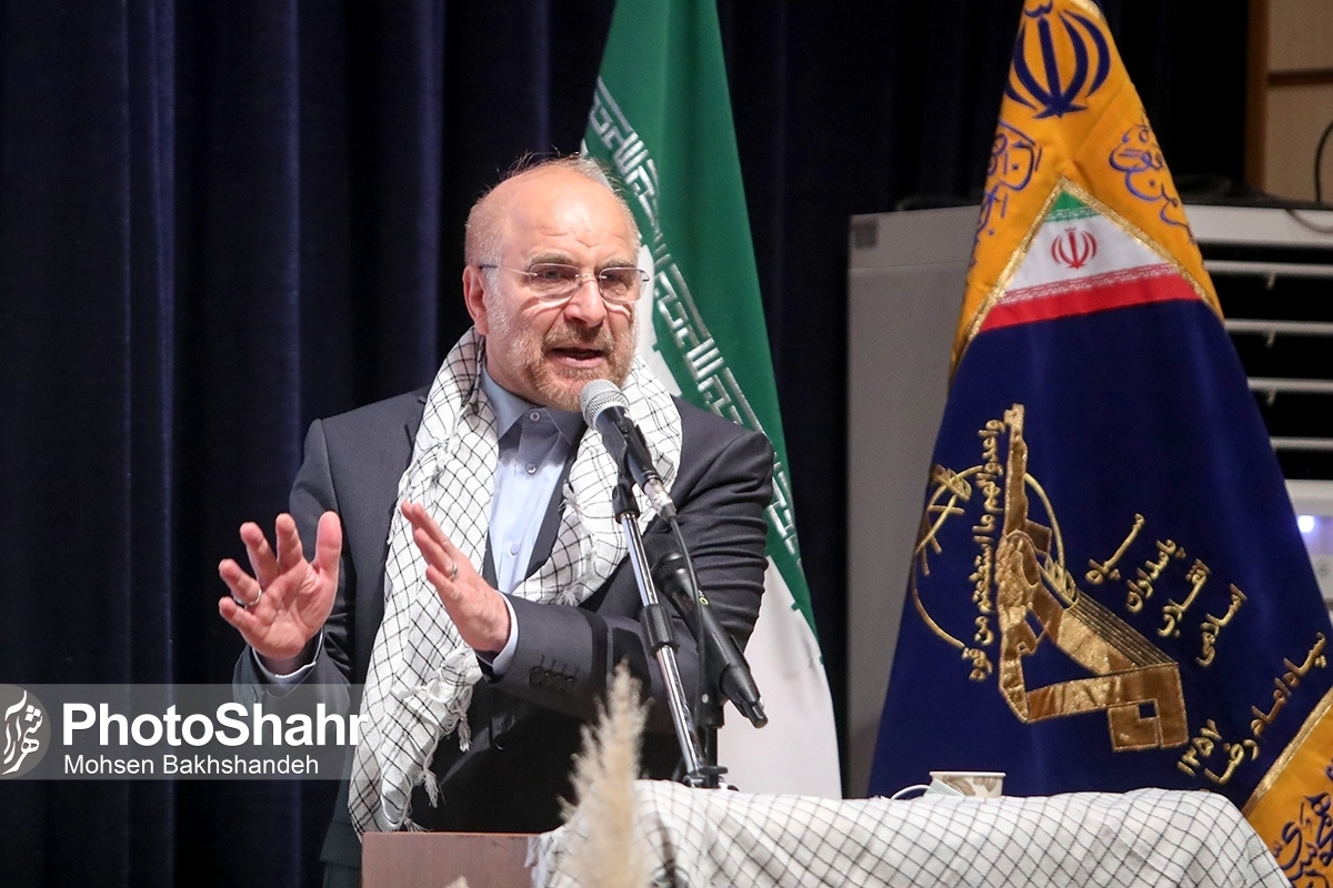 رییس مجلس شورای اسلامی با تاکید بر اینکه احترام به ادیان و ارزش های دینی را یک وظیفه همگانی خواند و گفت: اقدام شنیع اخیر درخصوص هتک حرمت قرآن کریم توسط جمهوری اسلامی ایران و کشورهای اسلامی محکوم می شود؛ از کشور سوئد و دیگر کشورهای غربی مدعی دموکراسی انتظار دارد تا با تصویب قوانینی نسبت به حفظ حرمت مقدسات دینی اقدام کند تا در آینده دیگر شاهد اینگونه اقدامات وهن آمیز نباشیم.