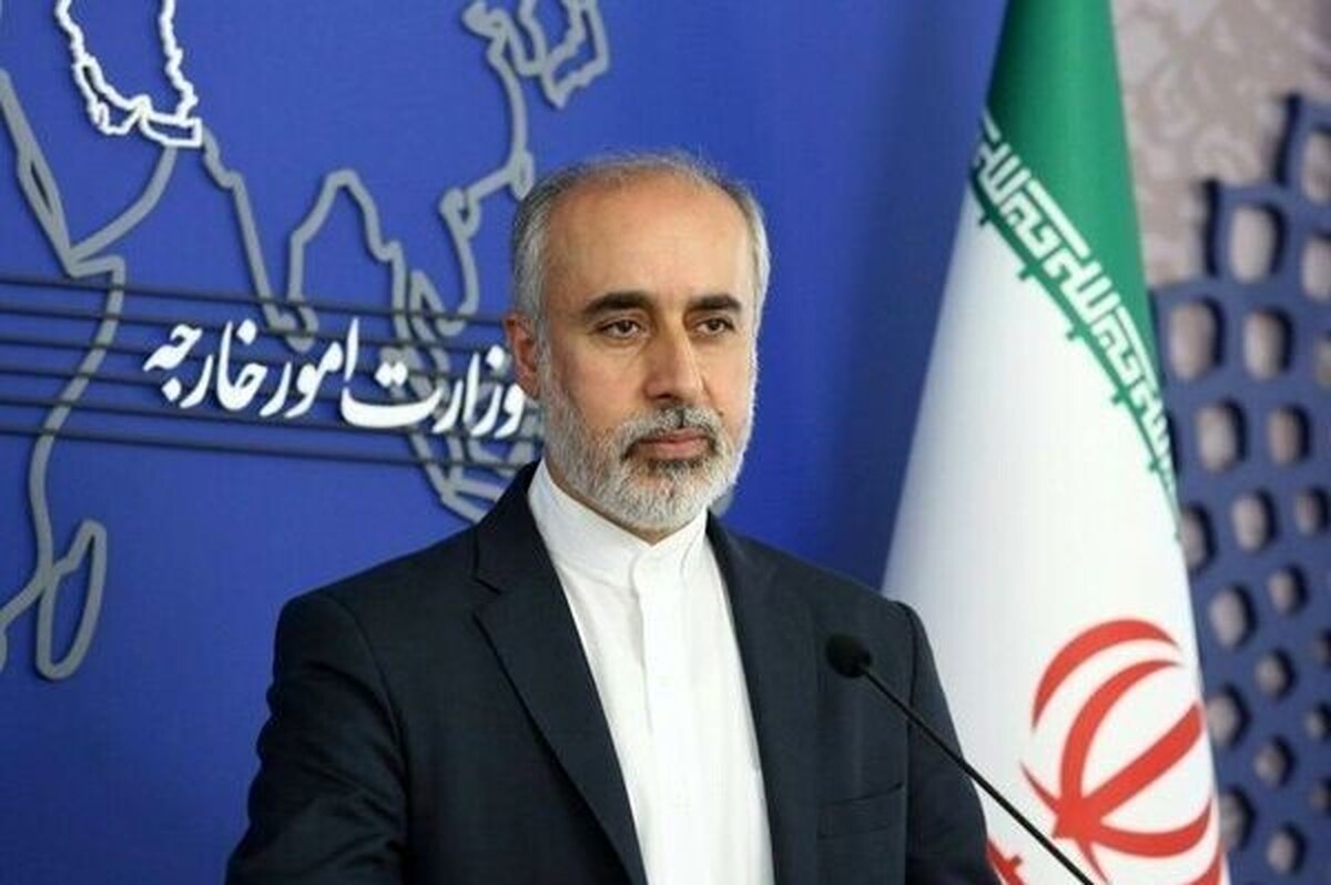 سخنگوی وزارت امور خارجه ادعاهای اخیر در بیانیه منتشر شده را رد کرد و گفت: جزایر سه گانه تعلق ابدی به ایران داشته و صدور اینگونه بیانیه‌ها با روابط دوستانه ایران و همسایگان مغایرت دارد.