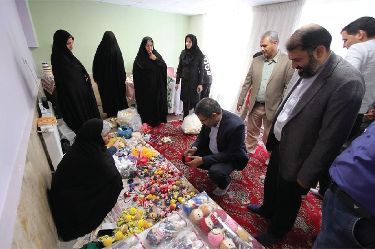 مدیریت شهری با هدف توانمندسازی و اشتغال‌زایی در محلات حاشیه شهر مرکز رویش جدیدی را در محله توس افتتاح کرد