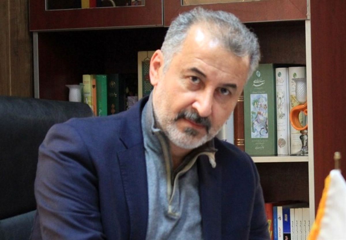 جشن تولدی که از سوی عوامل برنامه ورزش و مردم برای مدیرعامل پرسپولیس گرفته شده، به یک سوژه داغ بدل گردیده است.
