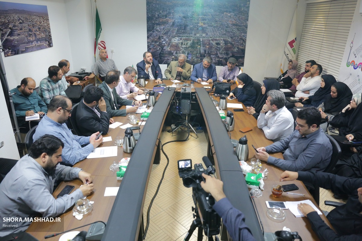 طرح رایگان کردن اتوبوس در مشهد، نباید شتاب زده اجرا شود