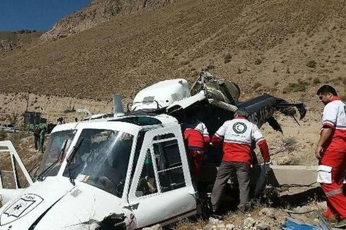 یک فروند بالگرد امداد رسانی دقایقی قبل در منطقه آجم از توابع بخش دیشموک شهرستان کهگیلویه سقوط کرد.