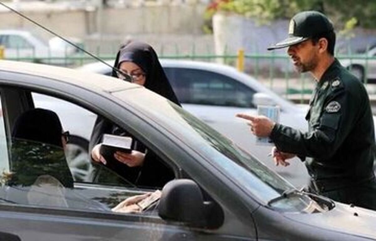 اولین تصاویر پلیس از اجرای طرح مقابله با بی حجابی را در این ویدئو مشاهده کنید.