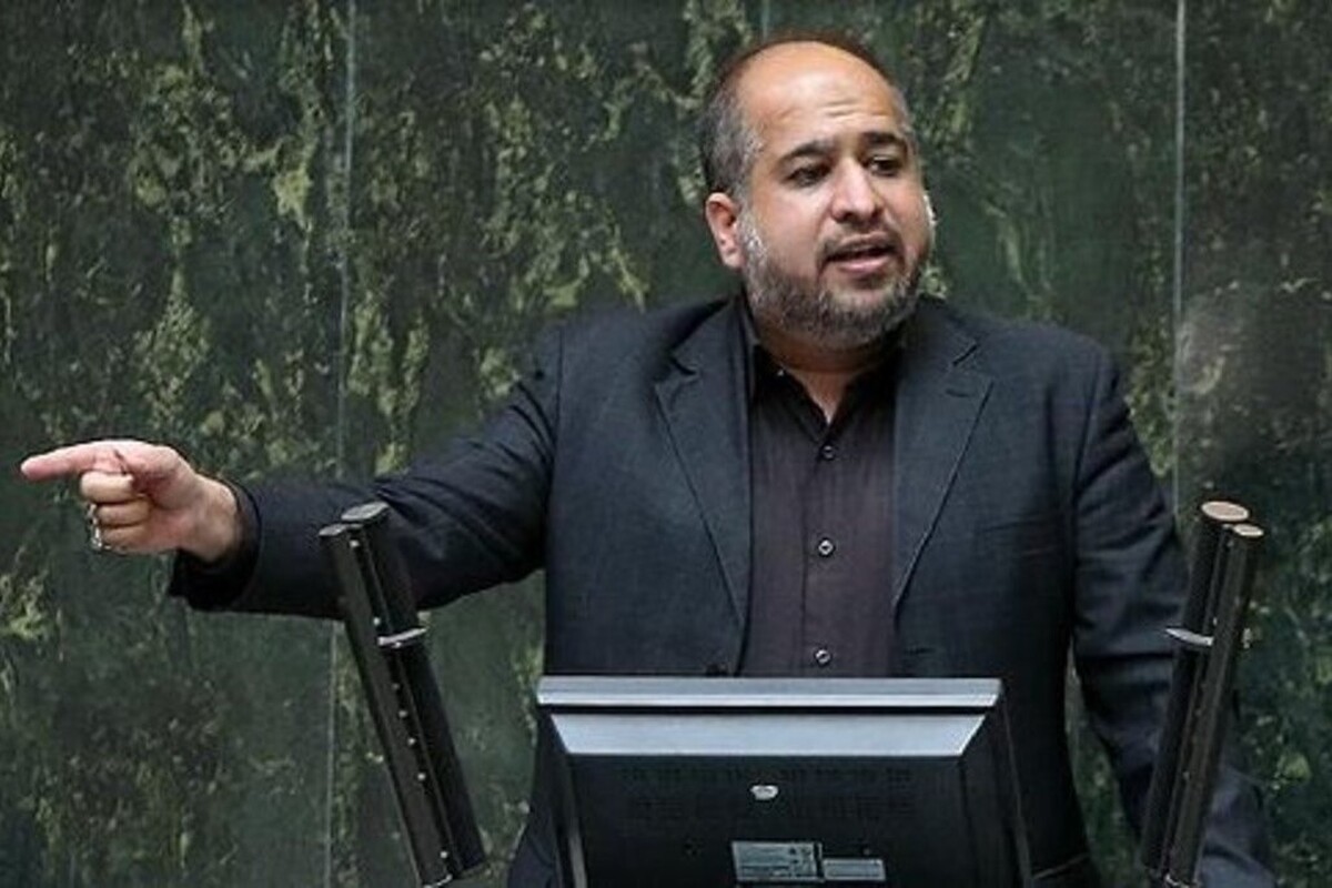 سخنگوی کمیسیون اصل ۹۰ مجلس درخصوص گزارش ارزیابی اثر فعالیت پتروشیمی های متانولی بر منابع بخش عمومی گفت: قیمت فروش گاز به سایر مصارف کشور که بیش از ۹۰% مصارف گاز طبیعی را به خود اختصاص می‌دهد، بسیار کمتر از قیمت گاز پتروشیمی است.