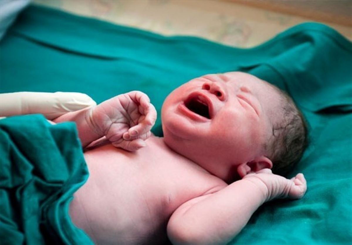 رئیس دانشگاه علوم پزشکی شهید بهشتی گفت: سن باروری آقایان افزایش چشمگیری داشته و به ۳۲ سال رسیده، باید با برنامه‌ریزی جامع و مدون این روند اصلاح شود.
