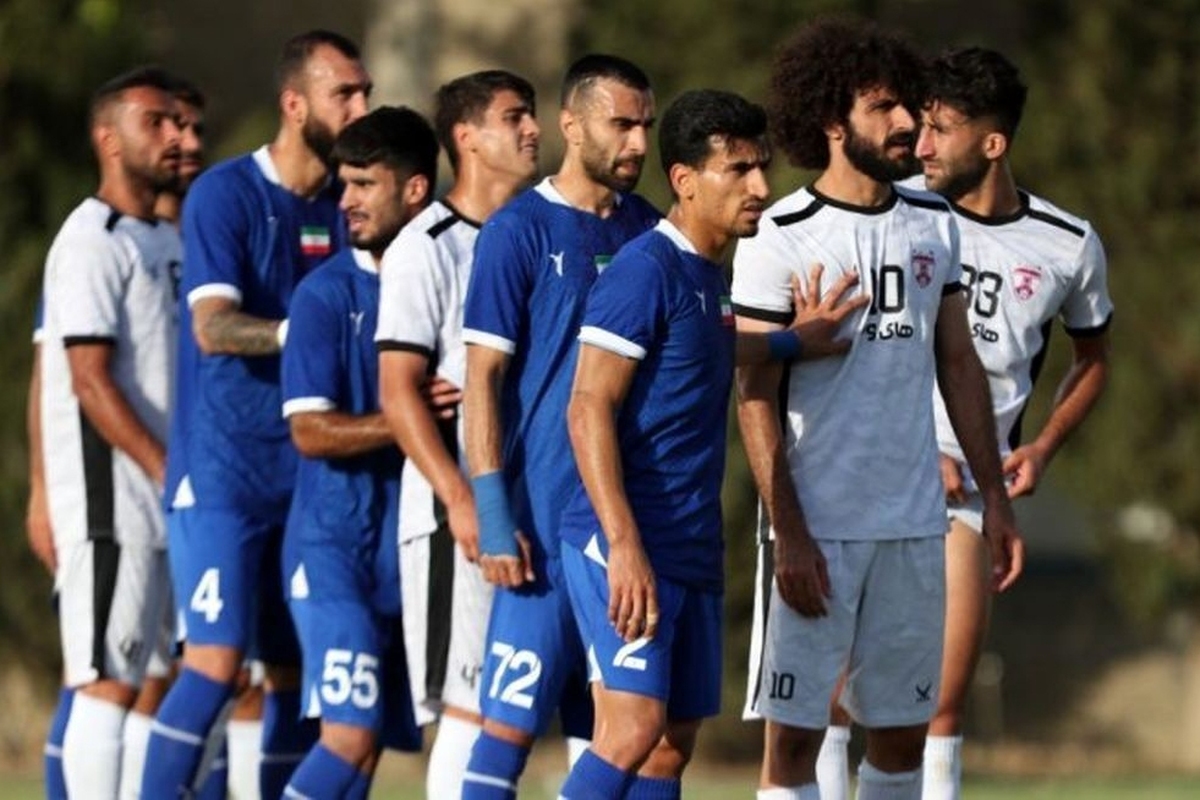 جواد نکونام شانس آورد دیدار دوستانه با تیم هوادار بدون مصدومیت جدی و تلفات برای او و تیمش به پایان رسید.
