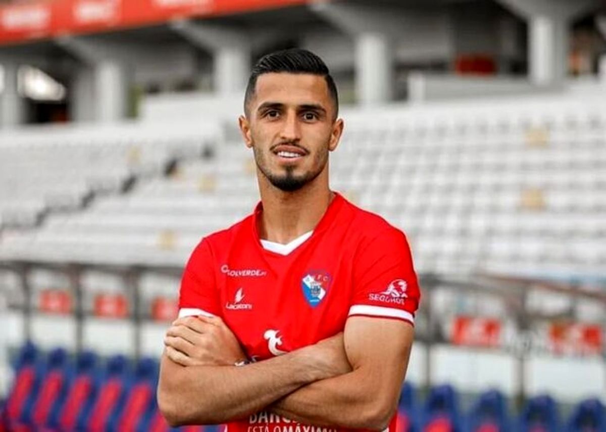 سرمربی پرسپولیس به یک دلیل علیپور را نمی‌خواهد.