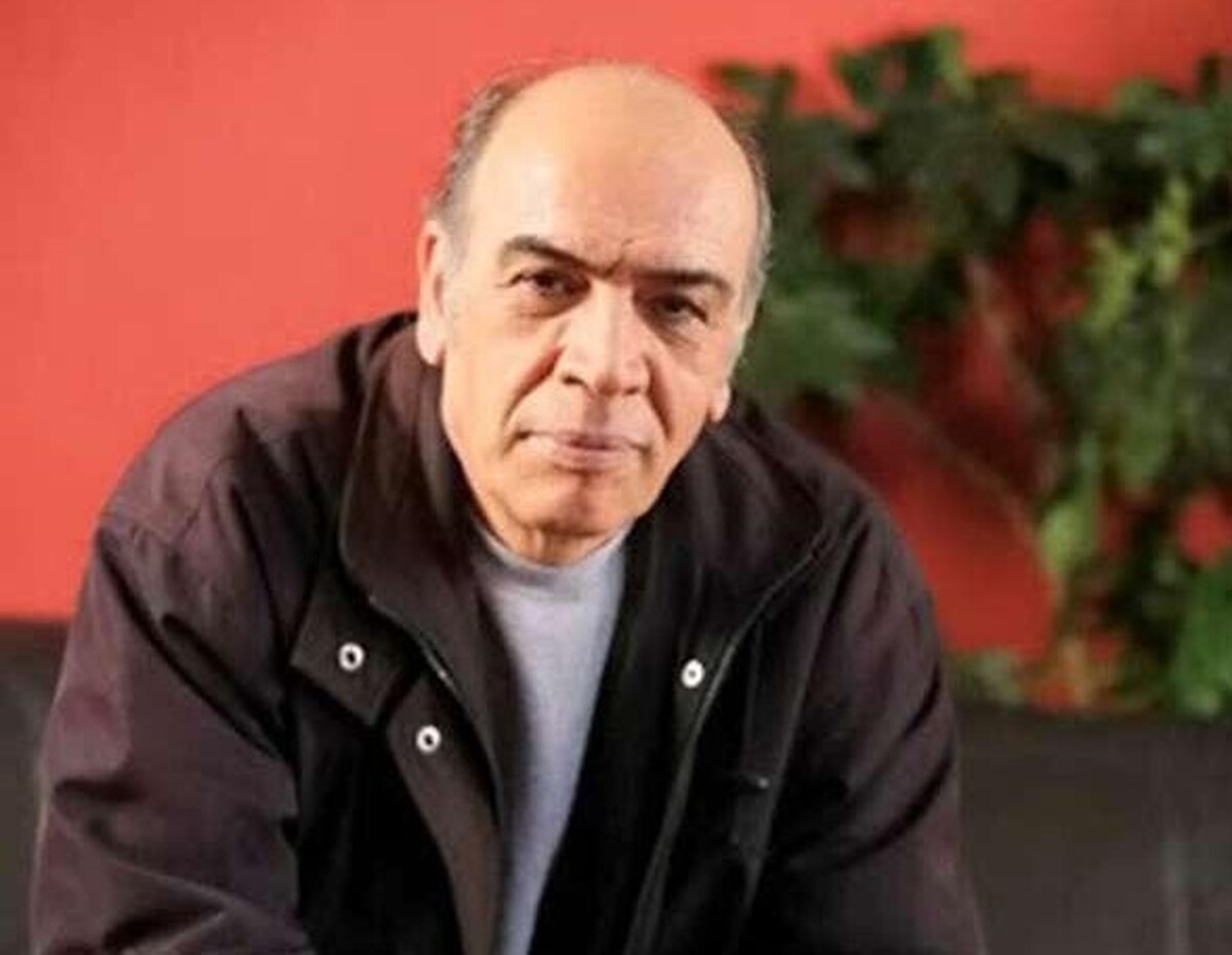 آنچه  رضا فیض نوروزی را در یاد مخاطبان تلویزیونی زنده نگه داشته است، شاید شخصیت دوست داشتنی کاپیتان اف در سریال «کمربند‌ها را ببندیم» بود و همکاری او با مهران مدیری که موجب شد بیش از پیش در شمار بازیگران کمدی ایران خاطره ساز شــود.