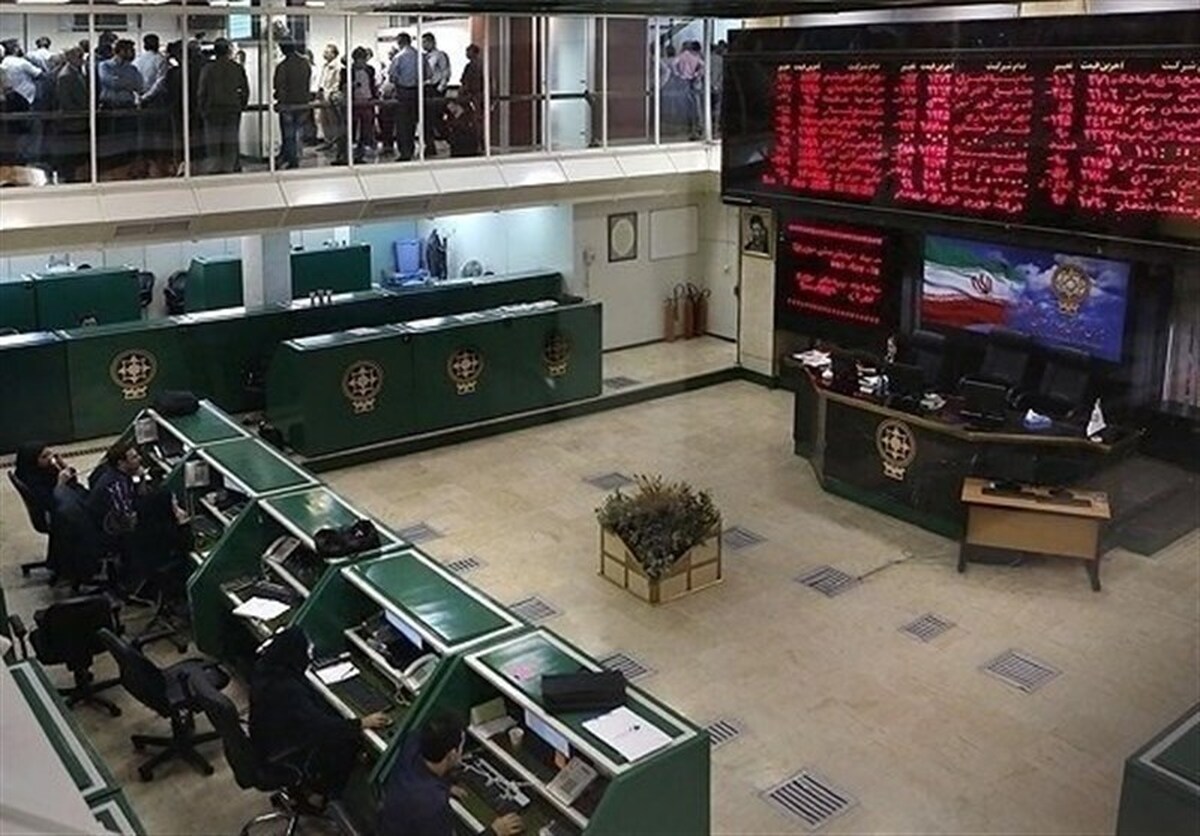معاون هماهنگی امور اقتصادی استانداری خراسان رضوی گفت: یکی از مسائل مهم برای اقتصاد استان ریالی کردن تجارت با افغانستان است. در همین راستا راه‌اندازی مبادلات براساس ریال آف‌شور با افغانستان در دستور کار قرار گرفت. این موضوع یکی از شاه‌راه‌های توسعه اقتصاد استان است.