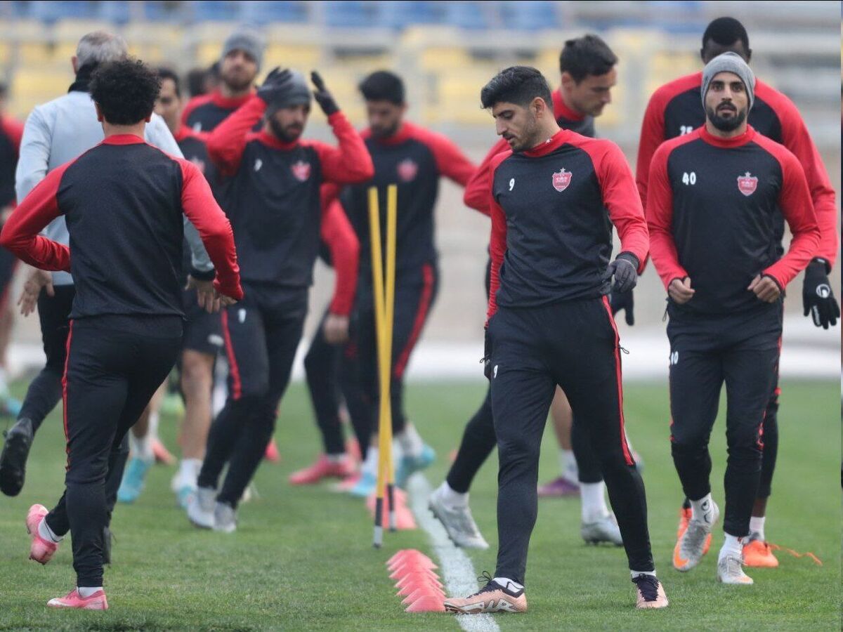 بازیکنان پرسپولیس حاضر به شرکت در تمرینات نیستند.