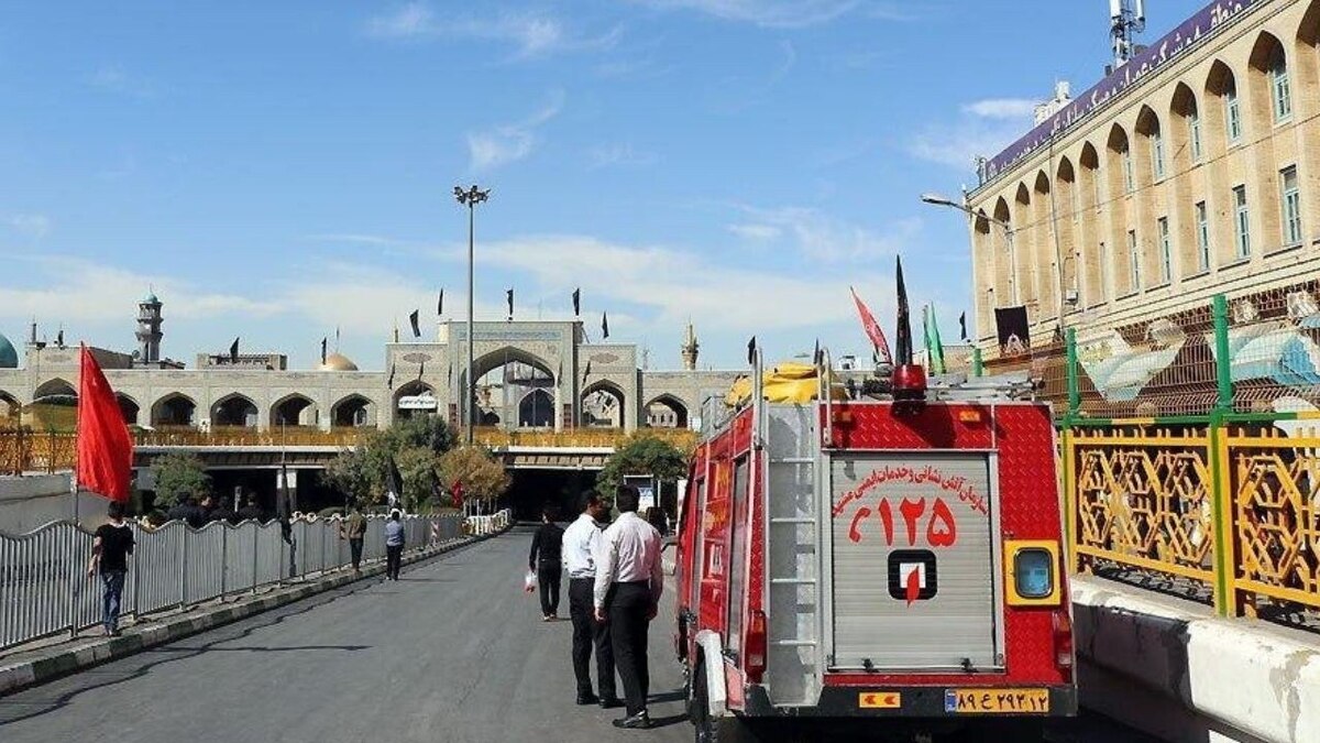 معاون عملیات آتش‌نشانی مشهد از استقرار پرسنل این سازمان همزمان با برگزاری دعای عرفه و نماز عید قربان در خیابان‌های منتهی به حرم رضوی خبر داد.