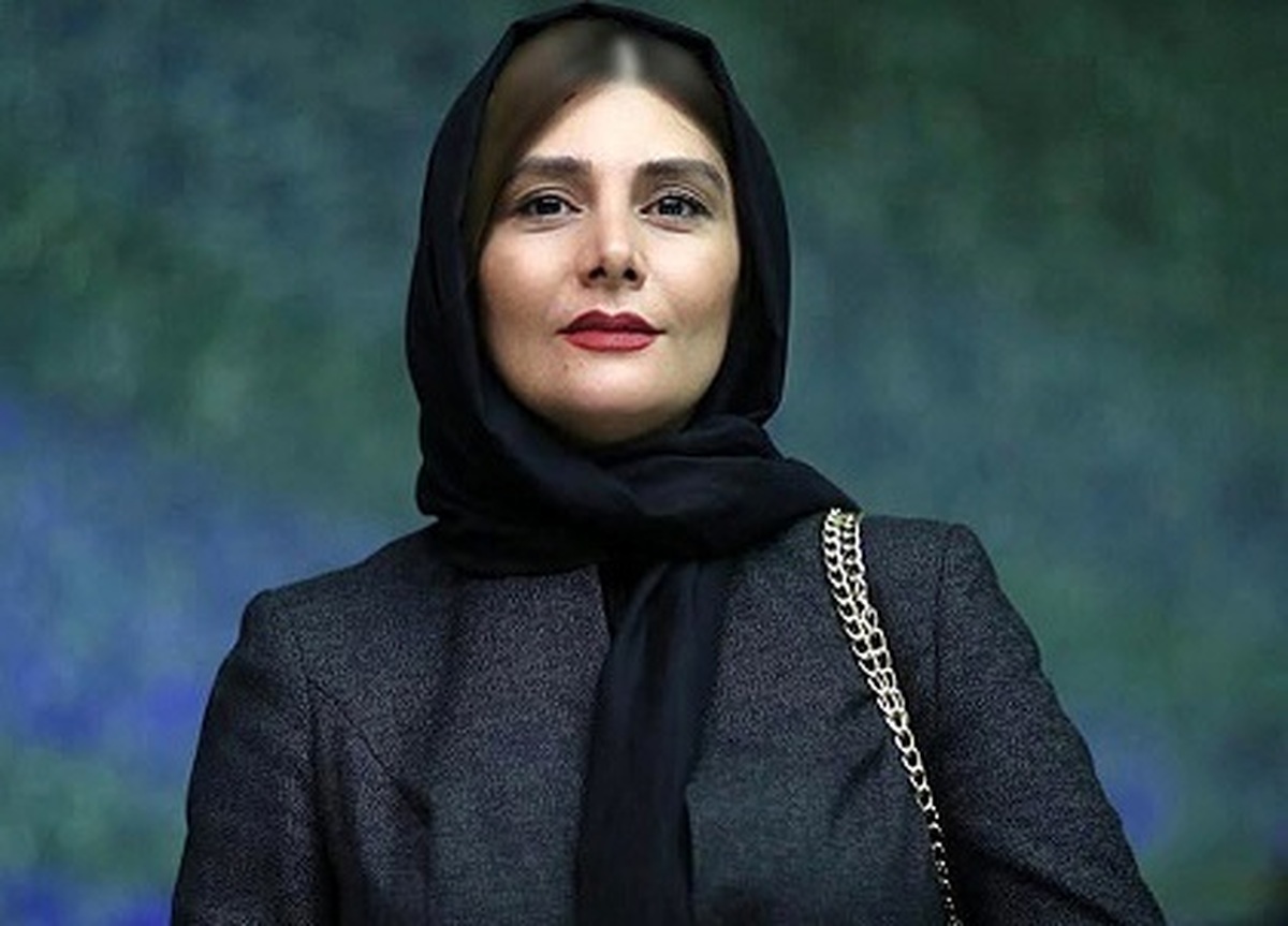 هنگامه قاضیانی بازیگر سینمای ایران  شایعه مهاجرتش را به خارج از کشور تکذیب کرد.