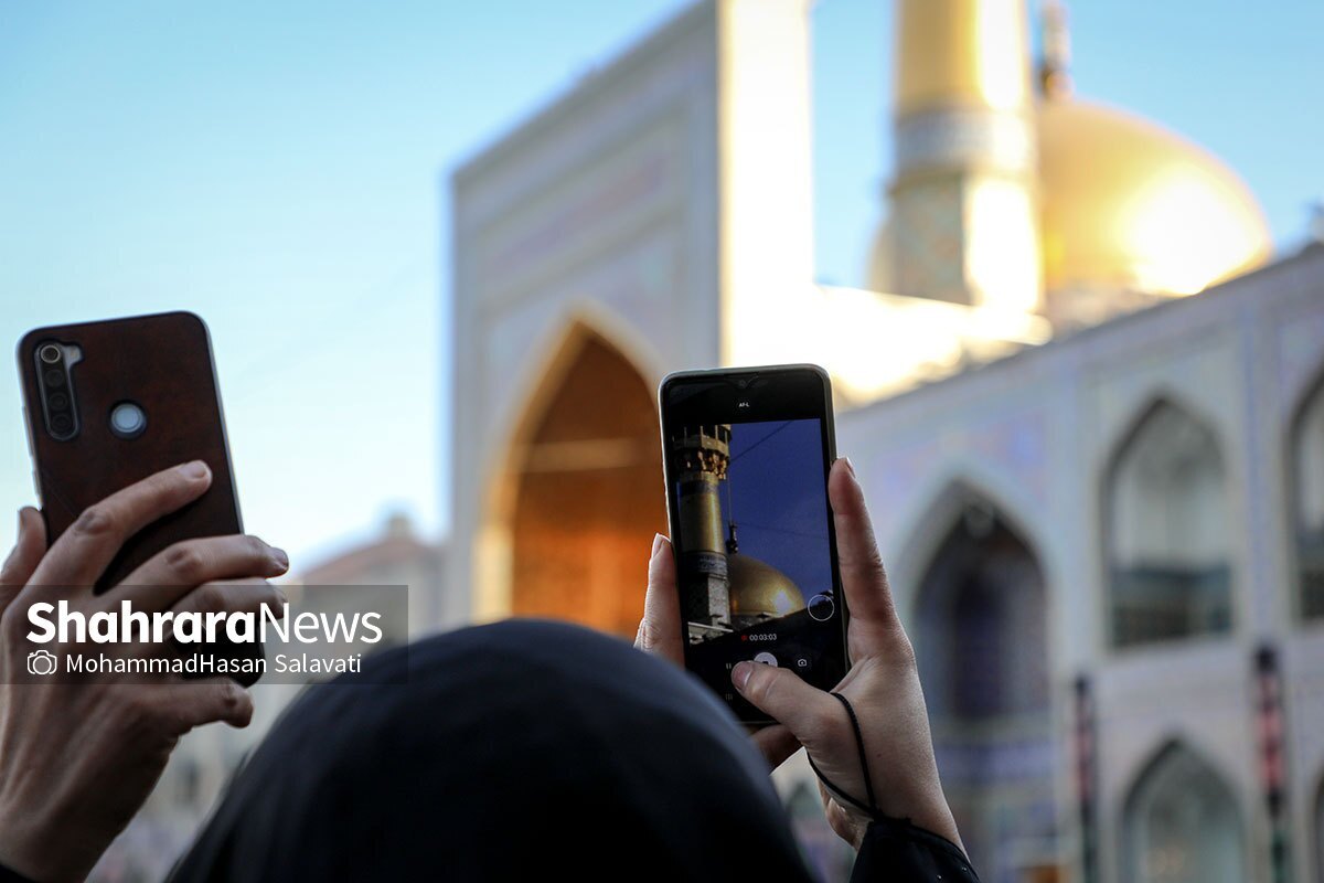 دیدن گنبد و گلدسته نورانی و زیبای آقا چشم را جلا می‌دهد، حال خوب کن است، اصلا یکجور وابستگی عمیق عاطفی است. پیش رویش باشی یا از هر جای شهر که نگاهت نگاهت به گنبدش بیفتد، فرمان قلبت به تعظیم تنت ختم می‌شود.