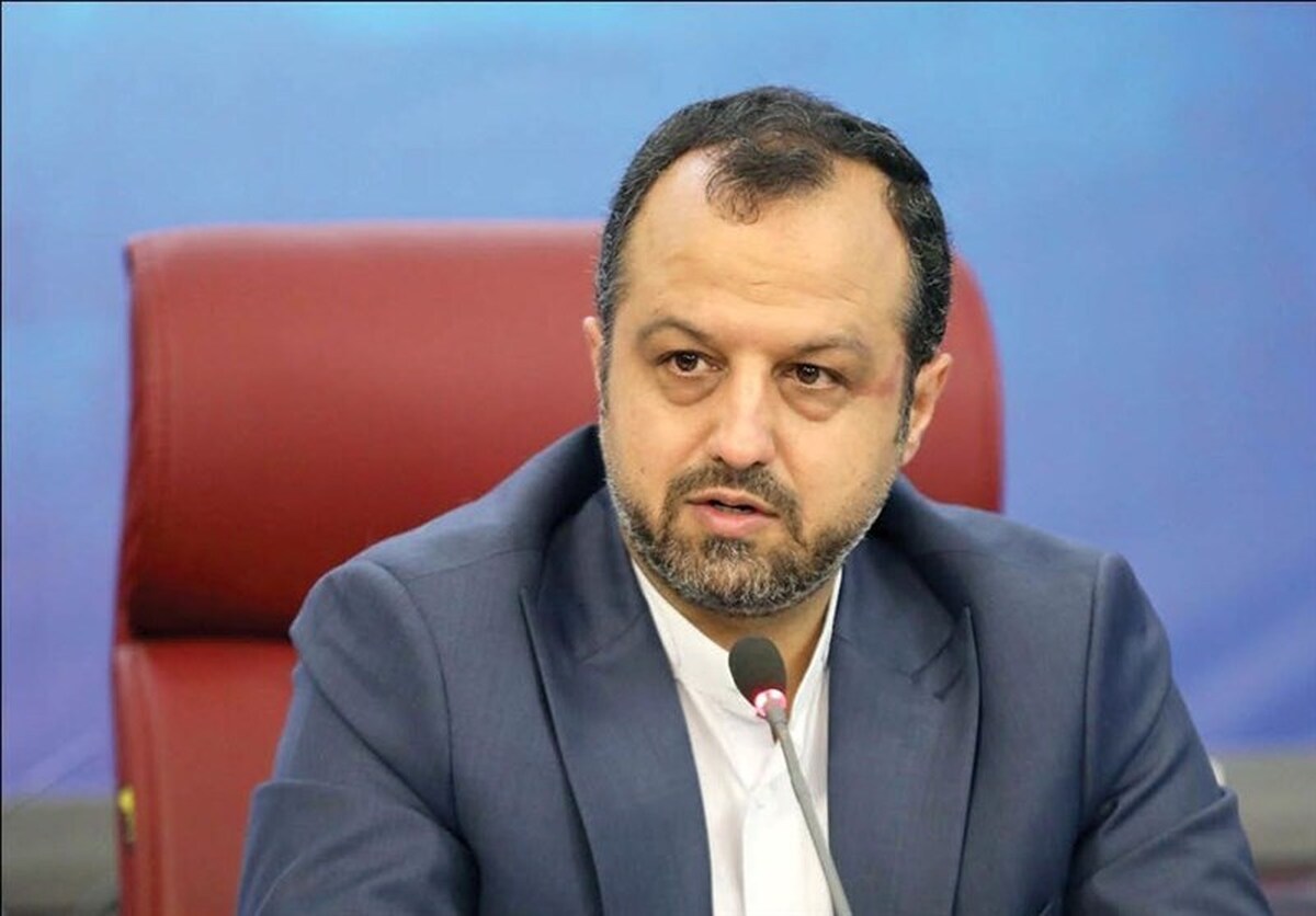 نماینده شاهین‌شهر در مجلس از تذکر به خاندوزی وزیر اقتصاد درباره لزوم عدم دریافت مالیات از کارانه پزشکان خبر داد.