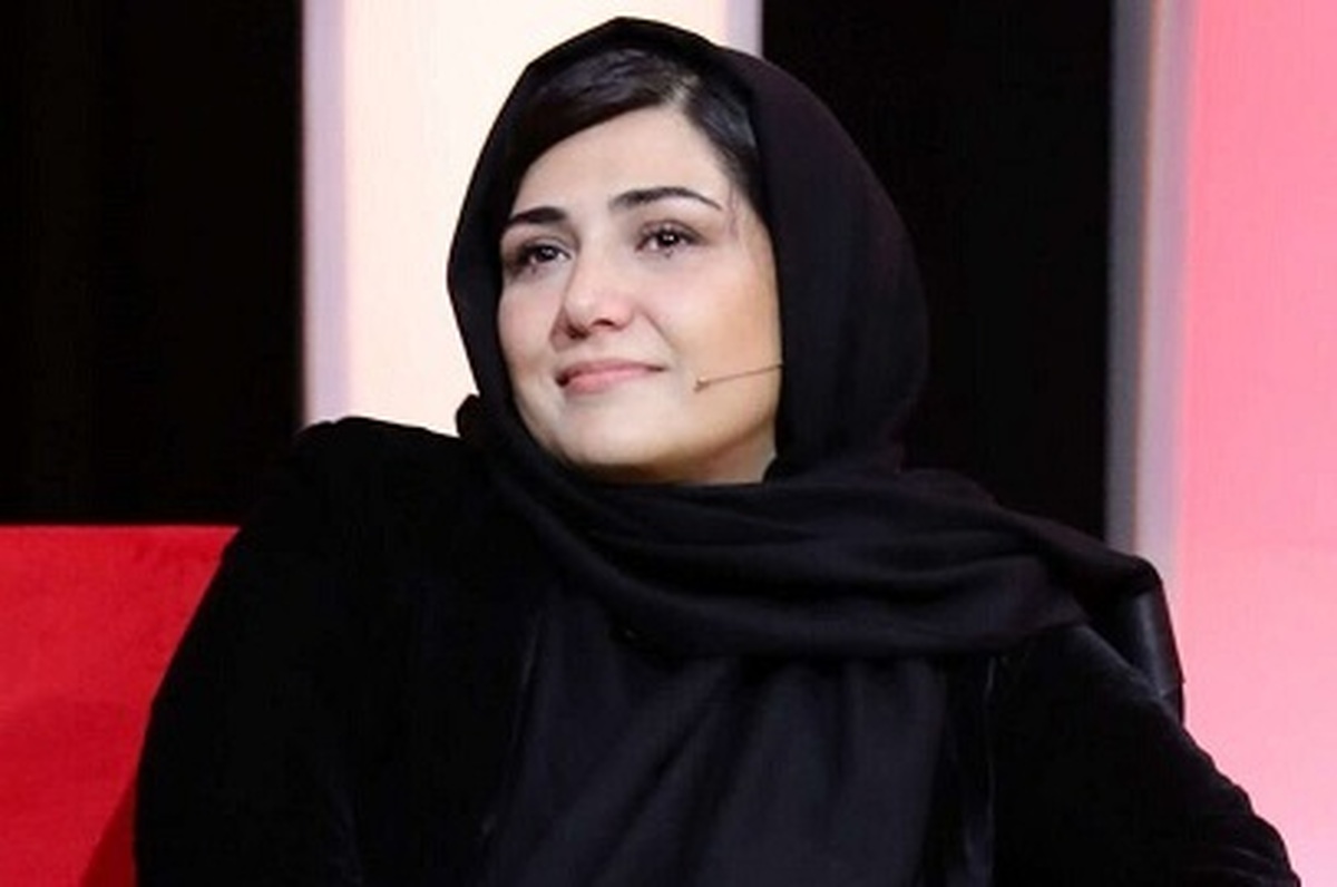 تصویر جدیدی از «باران کوثری» در فیلم سینمایی «رگ‌های آبی فروغ فرخزاد» منتشر شد.