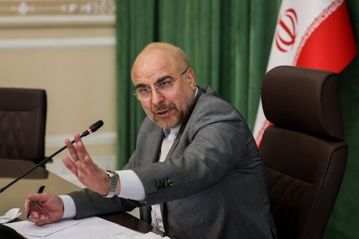 رئیس مجلس در جلسۀ فراکسیون انقلاب اسلامی با بیان این که به‌نتیجه رساندن لایحۀ حجاب وظیفۀ شرعی و ملی است و نباید در آن تردید کرد افزود: لایحۀ حجاب پس از تبدیل شدن به قانون، با انسجام‌بخشی، به سردرگمی‌ها در این باره پایان خواهد داد.
