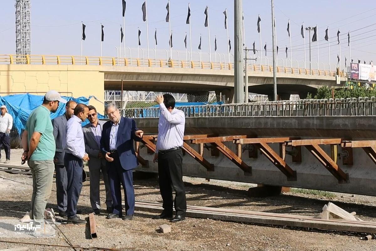 شهردار مشهدمقدس‌ صبح امروز از تعدادی از پروژه‌های نیمه تمام‌ شهر بازدید کرد.
