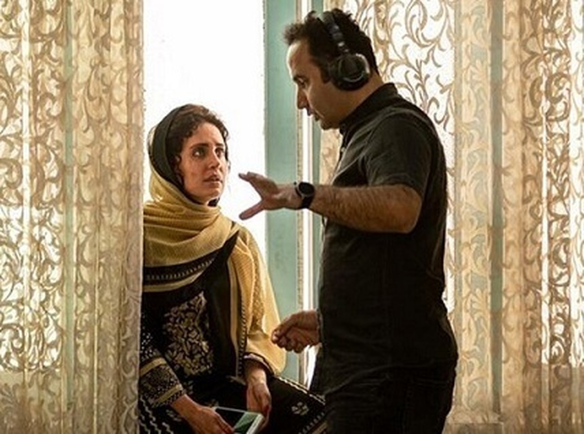 فیلم سینمایی «آخرین تولد» به کارگردانی و نویسندگی نوید محمودی و بازی الناز شاکردوست که دو سال قبل با نام «سقوط کابل» پروانه ساخت گرفته بود، پس از دو سال از ۱۸ مرداد ماه با سرگروهی سینما هویزه مشهد در سراسر کشور اکران عمومی می‌شود.