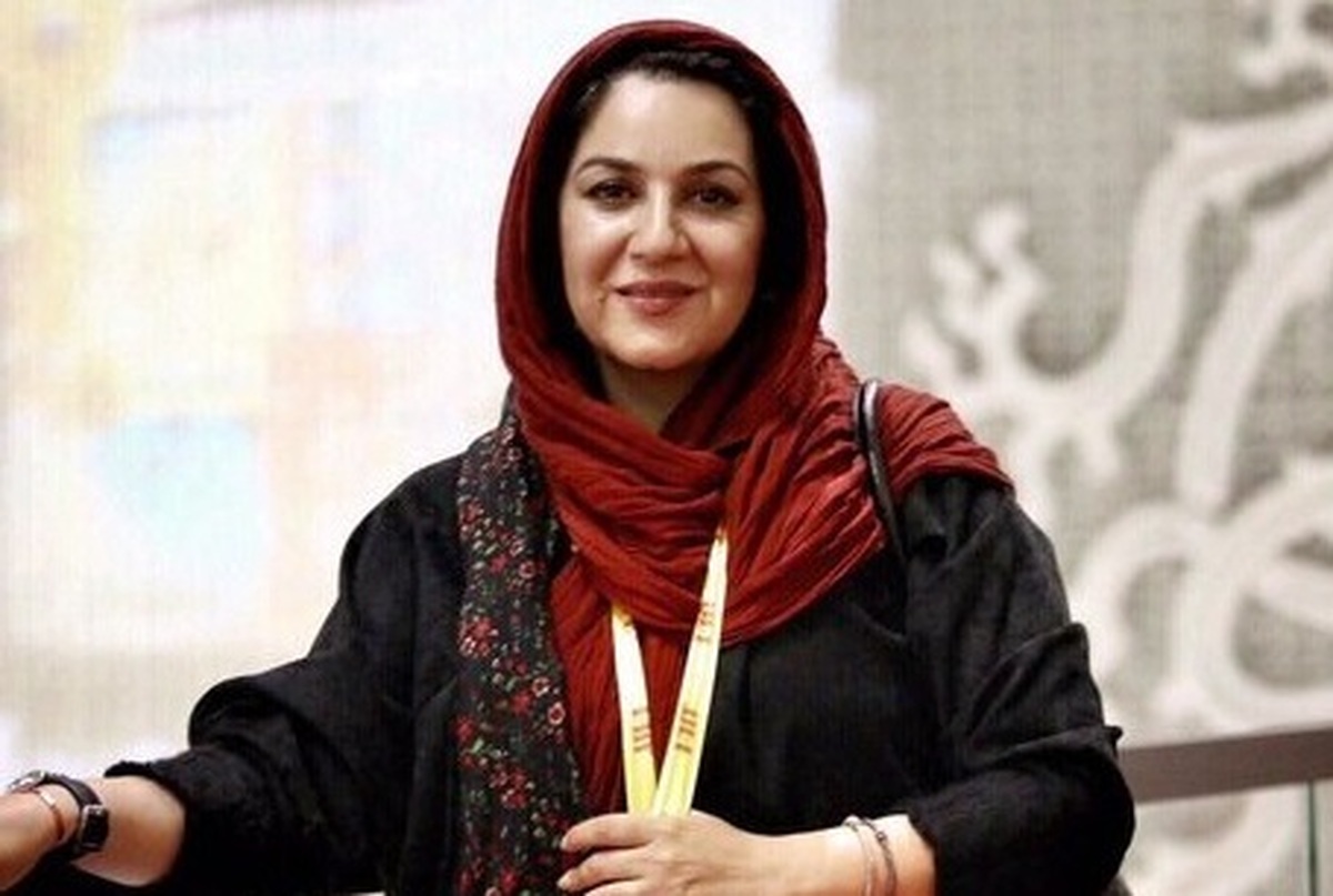 ستاره اسکندری، بازیگر تئاتر، سینما و تلویزیون، می‌گوید: اگر بازیگر نمی‌شدم شاید شغل خبرنگاری را انتخاب می‌کردم.