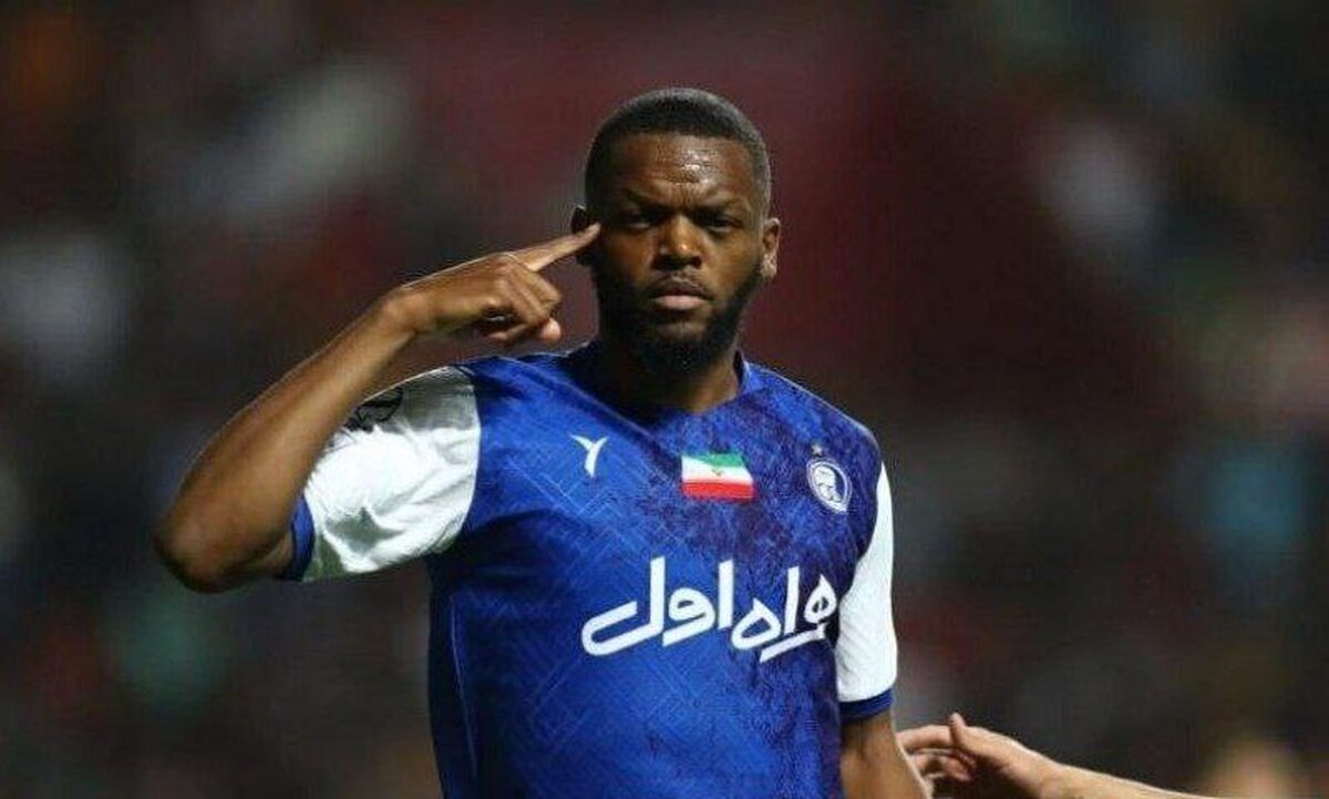 کوین یامگا، بازیکن فرانسوی استقلال بار دیگر از باشگاه استقلال خواستار دریافت مطالباتش شده است.