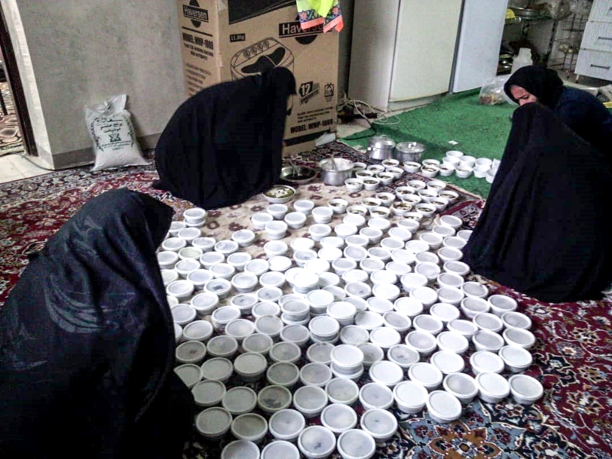 اقتصاد مقاومتی برای تحقق به صورت کامل نیازمند ارکانی، چون مقاوم بودن، مردمی بودن و حمایت از تولید ملی است و نقش زنان و مادران در طرح نذر اشتغال محوری است.