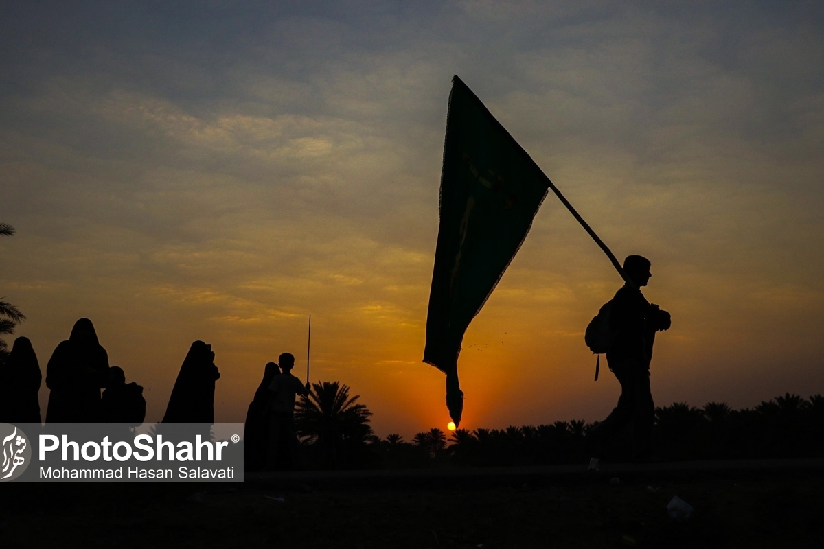 رئیس پلیس راهور فراجا گفت: ۳۷هزار نفر نیرو در قالب پلیس‌راه، راهور، اورژانس، هلال‌احمر، راهداری امدادخودرو و سازمان گردشگری و کسانی که در این حوزه نقش دارند در مرزهای شش گانه اربعینی کشور خدمت‌رسانی کرده و انجام وظیفه می‌کنند.