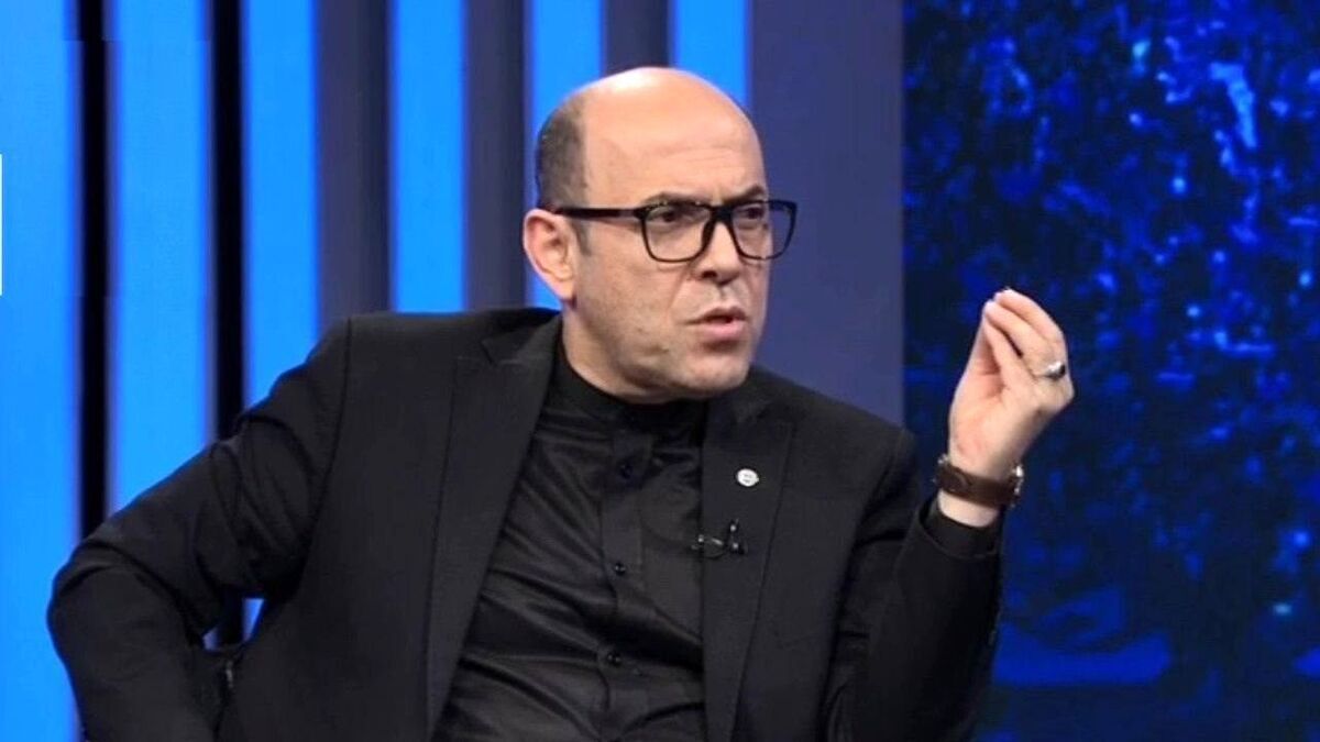 از احمد سعادتمند، مدیرعامل سابق استقلال به عنوان گزینه پنجم هیئت مدیره باشگاه استقلال نام برده می‌شود.