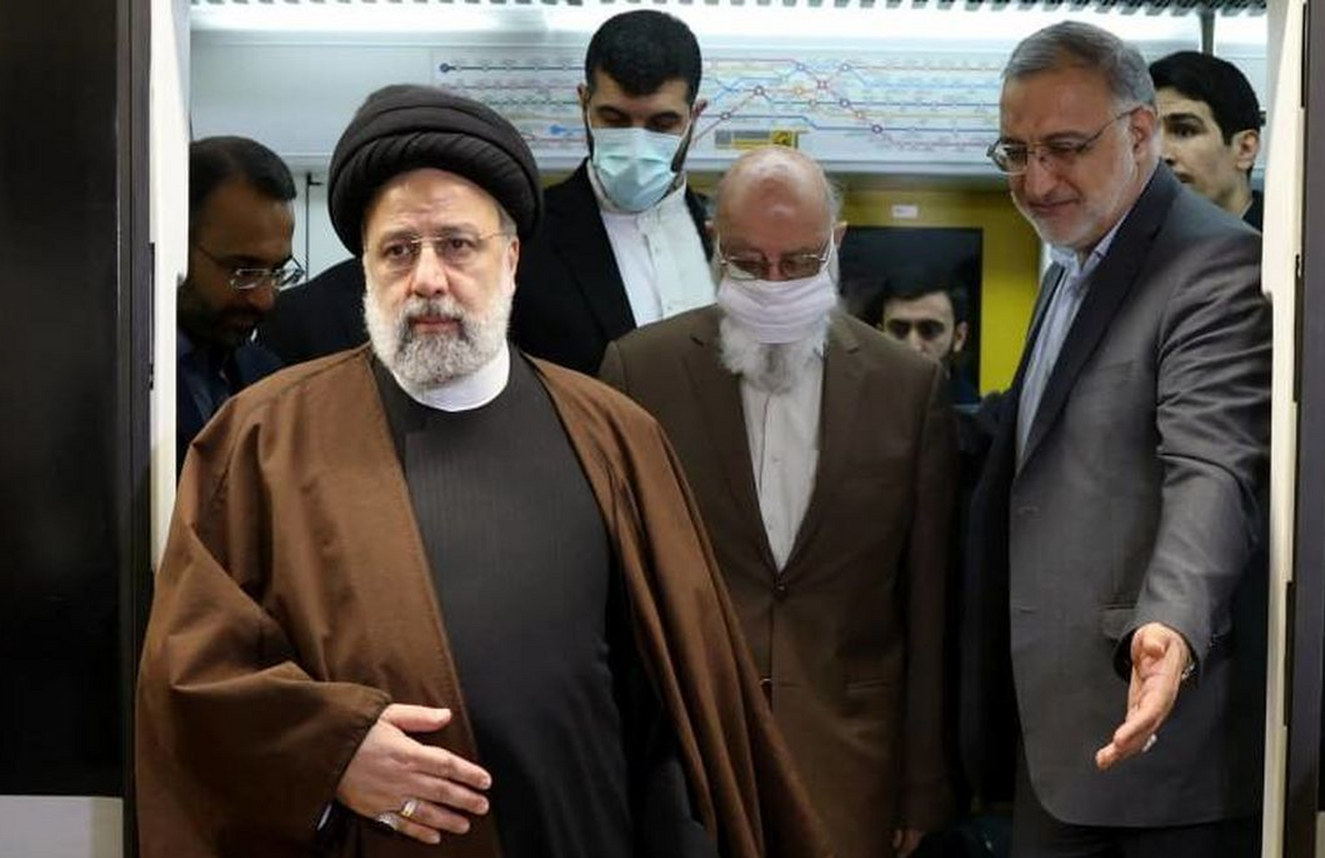«علیرضا زاکانی» شهردار تهران به‌عنوان دستیار ویژه رئیس‌جمهور در امور مدیریت آسیب‌های اجتماعی در شهر تهران شد.