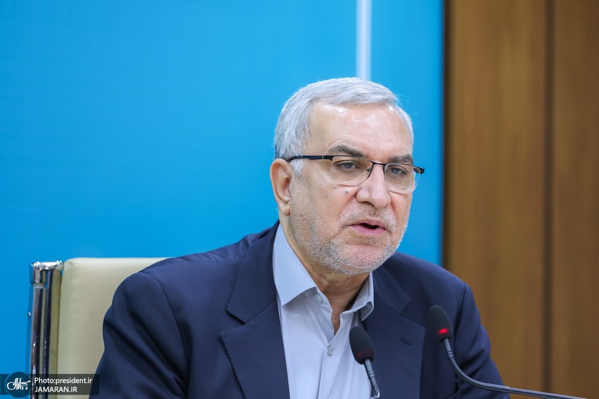 وزیربهداشت گفت: امروز پیشرفته‌ترین درمان‌های سرطان را در کشور انجام دهیم؛ هرچند دشمن با نادیده انگاری این دستاوردها، سعی در بزرگنماییِ کوچکترین مشکلات دارد.