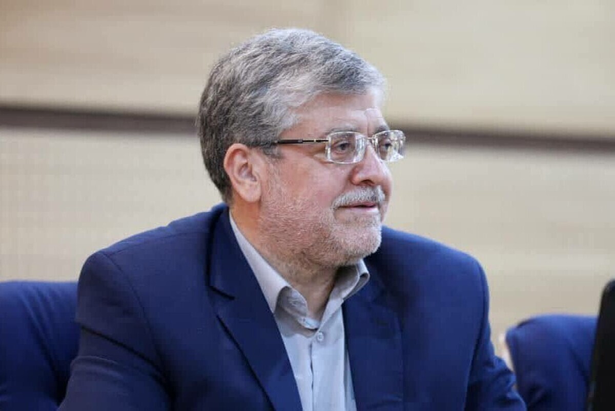 شهردار مشهد با اشاره به اینکه بیش از ۵۰ درصد آرای قلع در حاشیه شهر مشهد است و قانون تبدیل آرای قلع به جریمه را در حاشیه شهر نمی‌شود اجرا کرد، گفت: باید یک سری تسهیلات برای حاشیه شهر مشهد ایجاد شود که برای تحقق آن شورای اسلامی استان نقش مهمی دارد.