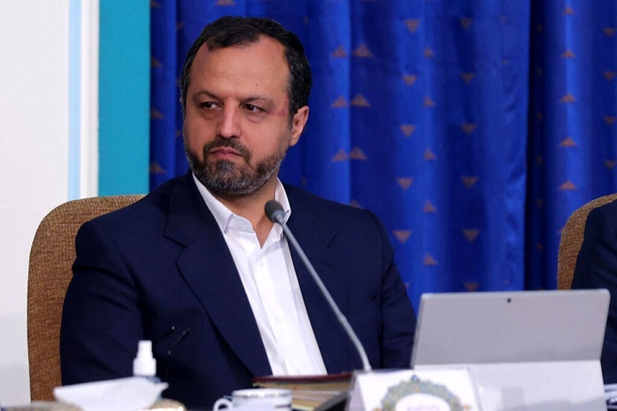 وزیر امور اقتصاد و دارایی با ۱۷ روز بخشودگی جرایم بیمه شخص ثالث همزمان با اربعین حسینی و هفته دولت موافقت کرد.