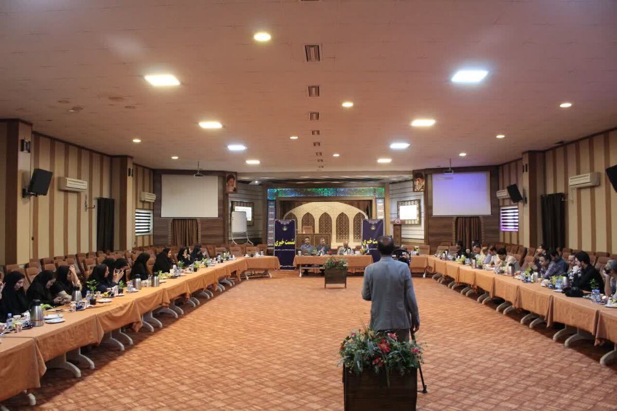 مدیر کل کمیته امداد امام خمینی خراسان رضوی گفت: اگر بنا باشد که من سخنگوی فقر باشم این آمار‌ها موجب زیر سوال بردن کرامت مردم می‌شود. امروزه به باور برخی افراد به علت کاهش درآمد اقتصادی مردم مشارکت‌های مردمی کاهش یافته، اما اینگونه نیست.