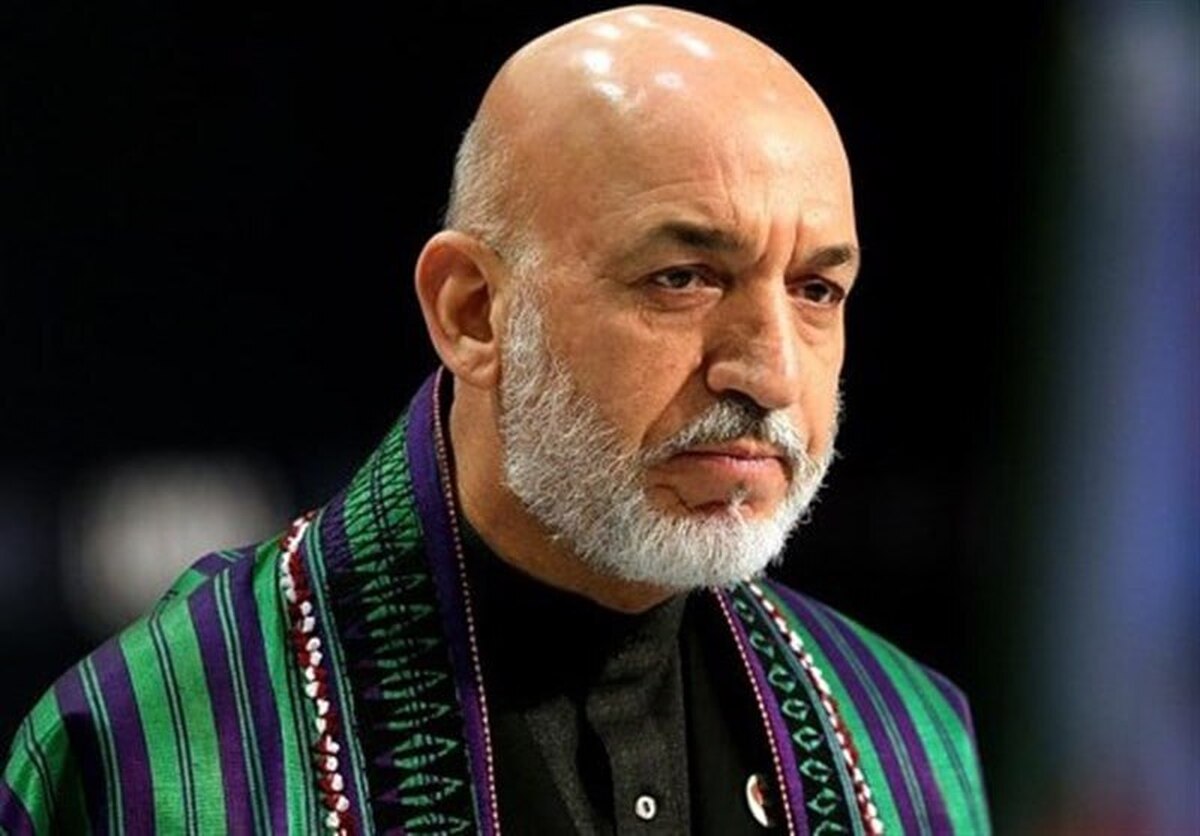 رئیس جمهور پیشین افغانستان در سالروز استقلال افغانستان از طالبان خواست ممنوعیت تحصیل دختران در مدارس و دانشگاه‌ها را لغو کنند.