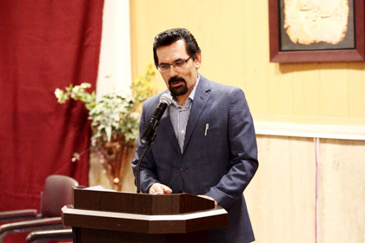 روزنامه «تجارت» در اطلاعیه‌ای اعلام کرده که اصغر نعمتی، مدیرمسئول این نشریه، شامگاه شنبه، ۲۸ مردادماه، درگذشته است.