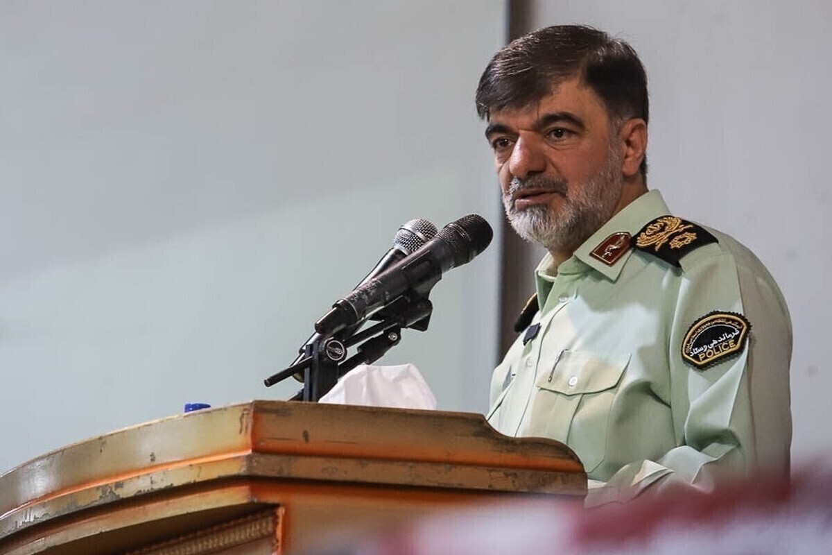 فرمانده انتظامی کل کشور گفت: سرنخ‌های خوبی از عاملان حادثه تروریستی پلیس راه خاش به دست آمد.