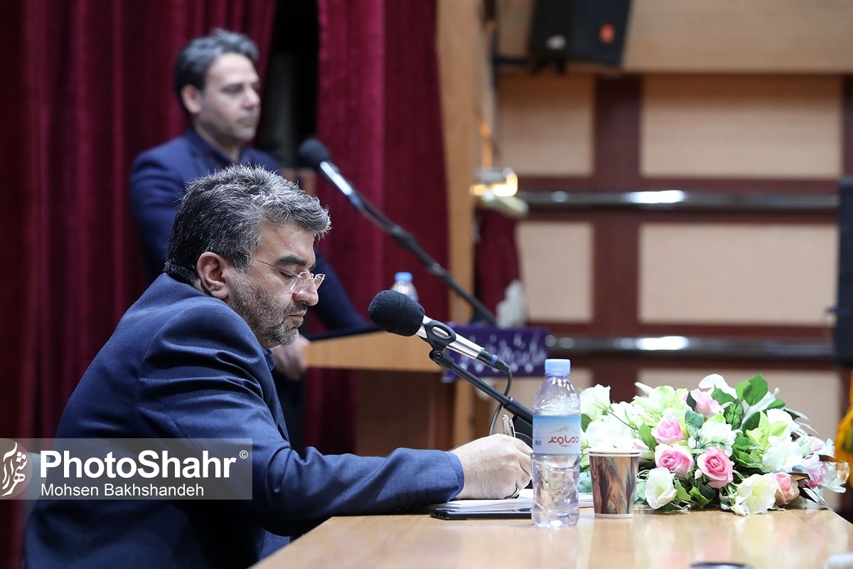 سرپرست اداره ورزش و جوانان خراسان رضوی گفت: باتوجه به حضور میلیونی زائرین امام مهربانی‌ها در دهه پایانی ماه صفر، ورزش و جوانان استان آماده میزبانی  از این عزیزان در سالن‌های ورزشی سطح شهر مشهد خواهد بود.