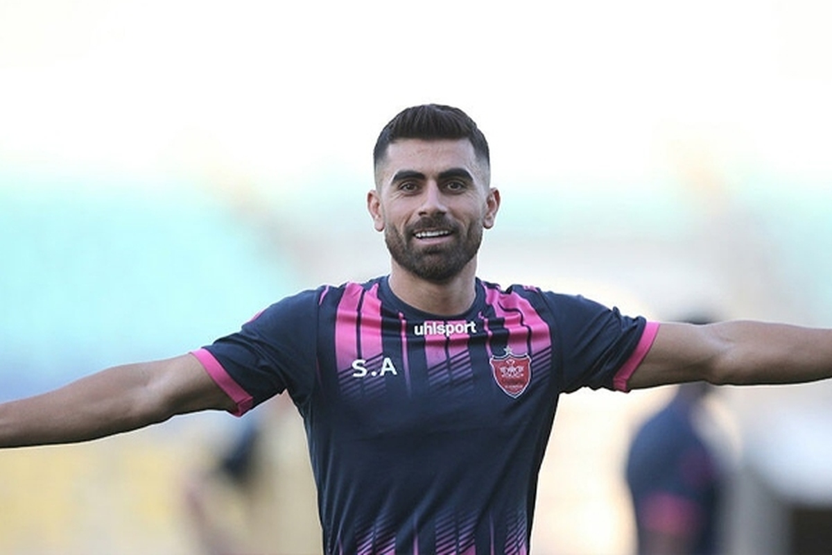 سرمربی پرسپولیس به هافبک تیمش نه گفت.