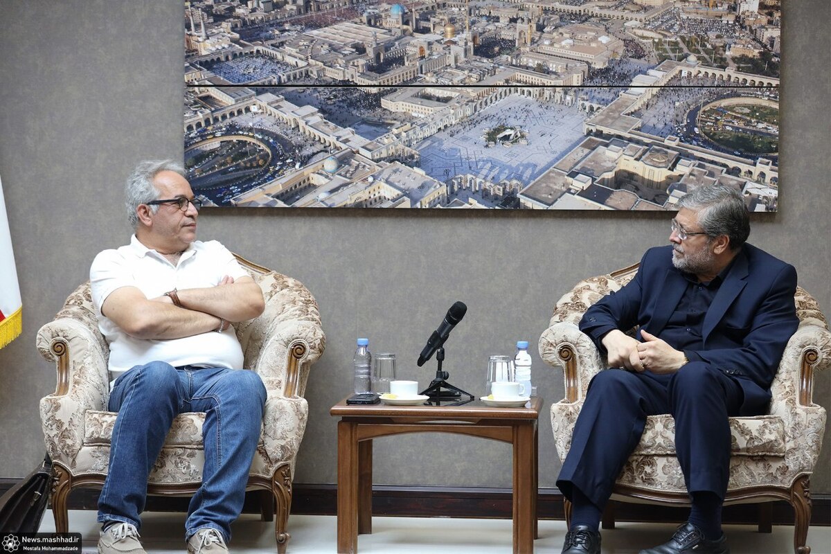شهردار مشهد گفت: به دنبال این هستیم تا در این دوره ساخت آثار فرهنگی ماندگار، اصیل، هویت‌بخش، دل‌نشین و فاخری را به‌ویژه حول محور امام رضا (ع) و شهر مشهد داشته باشیم.