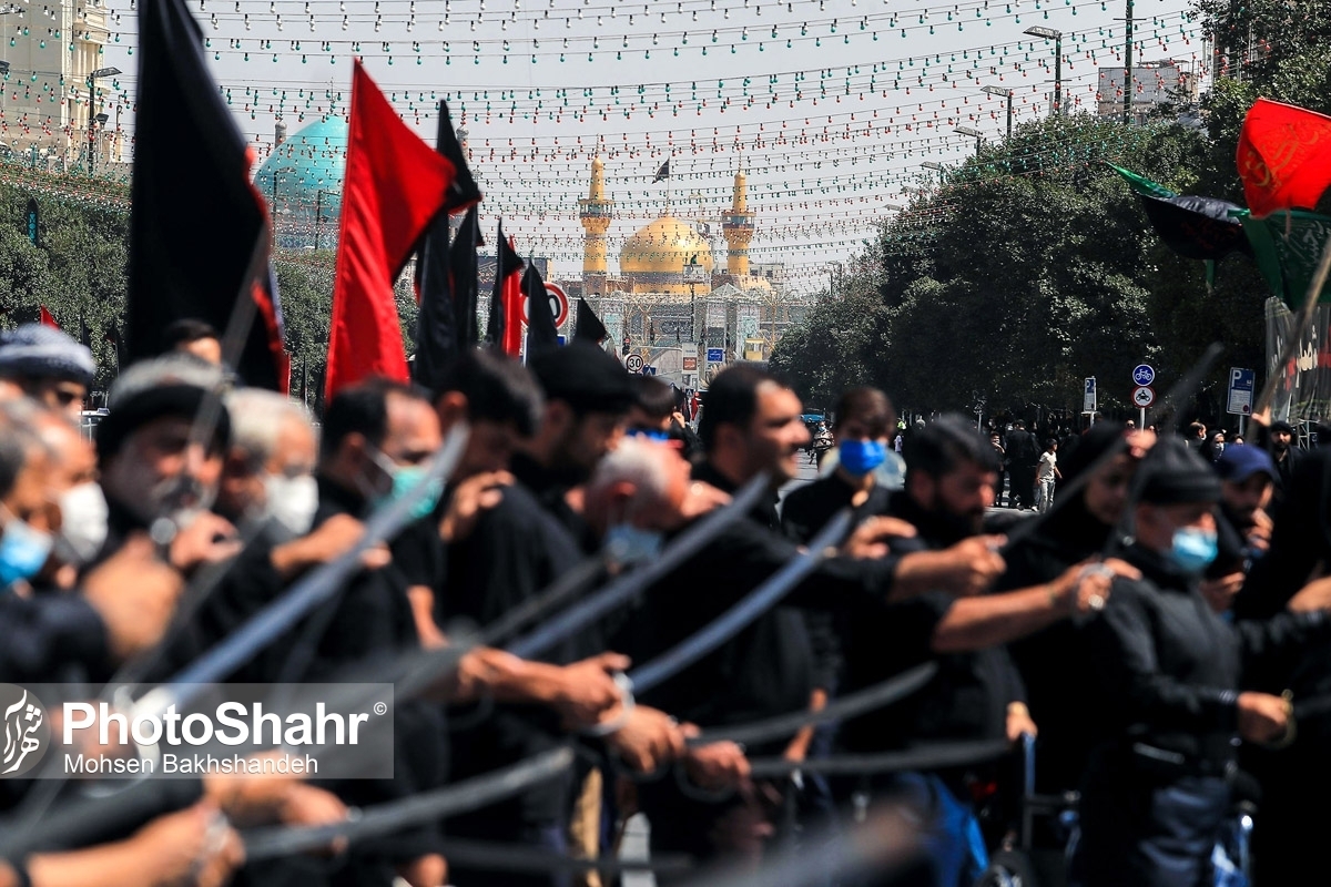 با فرارسیدن ایام شهادت سرور و سالار شهیدان حضرت اباعبدالله الحسین (ع) و یاران باوفایش، دستگاه‌های خدمات‌رسان در مشهدالرضا برای برپایی آیین عزاداری و تسهیل حضور عزاداران در این سوگواره‌ها تمهیدات بسیاری اندیشیده اند.