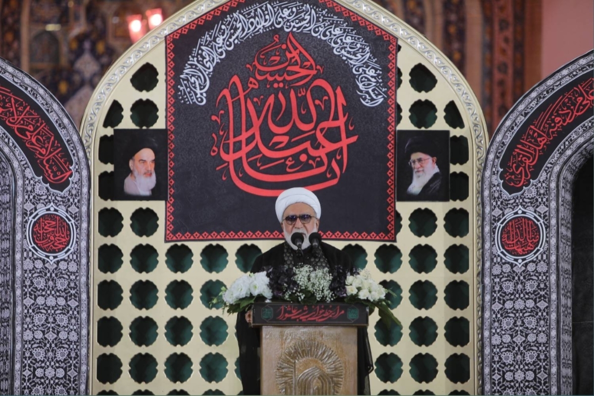 تولیت آستان قدس رضوی گفت: امام حسین (ع) نسخه نجات انسان از تاریکی‌ها و ظلمت‌های دنیاست.