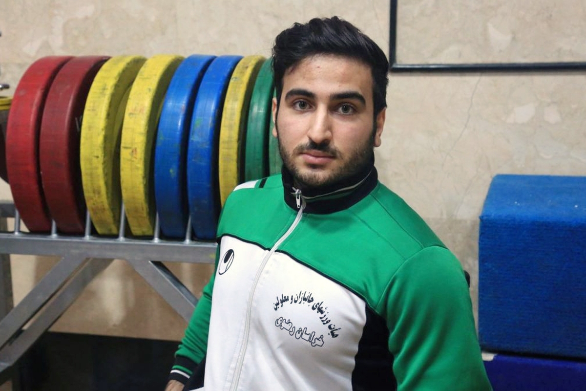 وزنه بردار ارزنده خراسان رضوی به اردوی تیم ملی متصل به اعزام به مسابقات جهانی امارات فراخوانده شد.