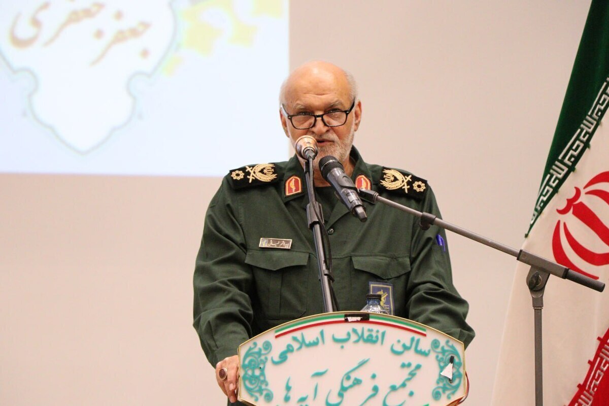فرمانده سپاه امام رضا (ع) خراسان رضوی گفت: روایتگری درست از رخداد‌ها از مطالبات رهبر معظم انقلاب است و همه باید دست به دست هم دهیم و نگذاریم روایت نادرست را دشمنان منعکس کنند.