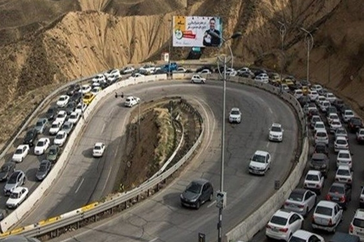 فرمانده پلیس‌راه کندوان گفت: به علت حجم‌ سنگین ترافیک خودروها، این جاده پرتردد کشور دقایقی پیش از سمت جنوب به شمال یک‌طرفه شد.